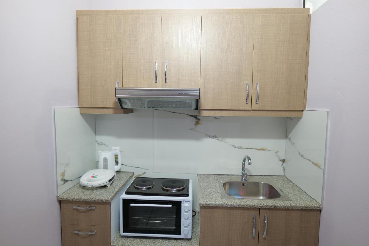 Kosta Apartments Саранда Экстерьер фото